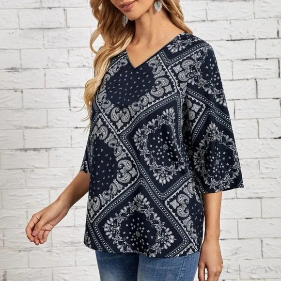 Emery Rose | Scarf & Paisley 3/4 Sleeve Blouse - Picture 2 of 9